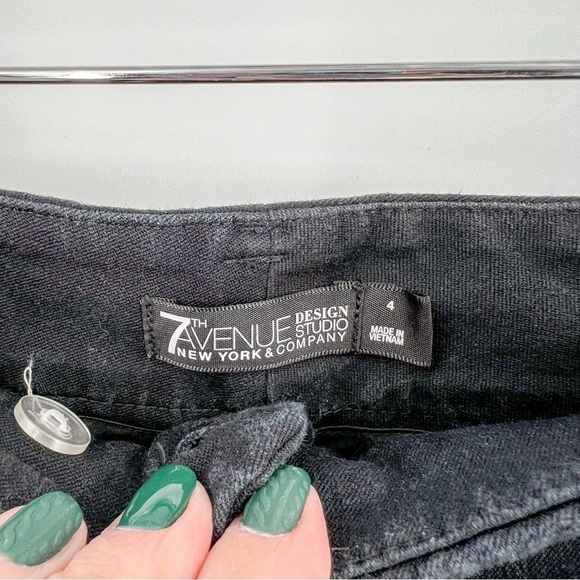 New York and Company black ankle pants - Picture 3 of 4